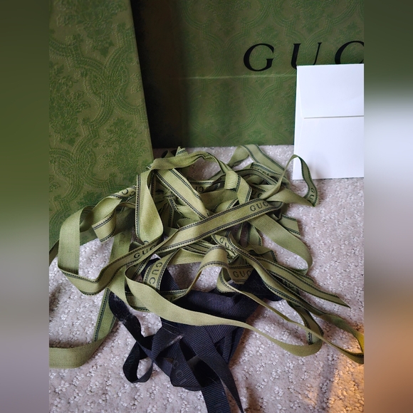 Gucci Gifting Set - Picture 5 of 7